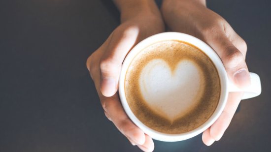 es-bueno-para-la-salud-tomar-cafe-caliente