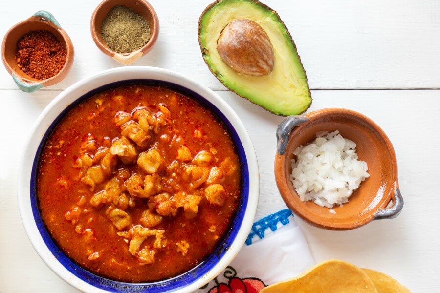 cuantas-calorias-tiene-un-plato-de-pozole