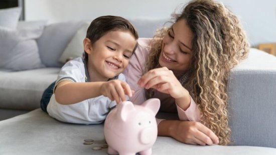 5-tips-para-que-tu-hijo-aprenda-a-ahorrar