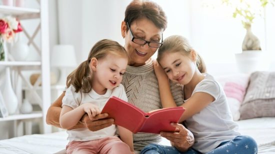 cuidar-nietos-ayuda-abuelos-vivir-mas-tiempo