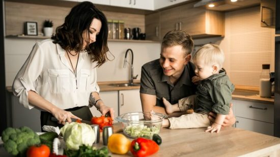 4-alimentos-que-te-elevan-el-ánimo-al-100-y-te-dan-felicidad