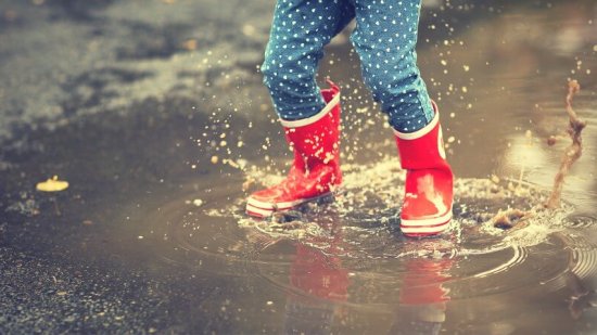 lluvia-diversión-hijo-actividades