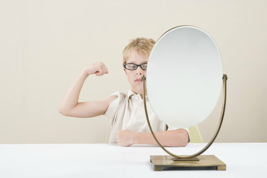 ¿Quién-soy-mami-te-decimos-cómo-ayudar-a-tu-hijo-a-conocerse-a-sí-mismo