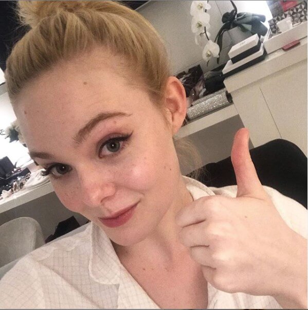 elle-fanning-se-desmayo-en-cannes