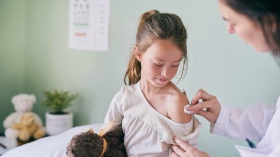 ¿Tu-hija-tiene-11-años-ya-Llévala-a-vacunar-contra-el-Virus-del-Papiloma-Humano