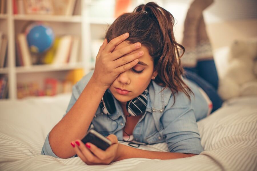 adolescente-redes-sociales-ayuda