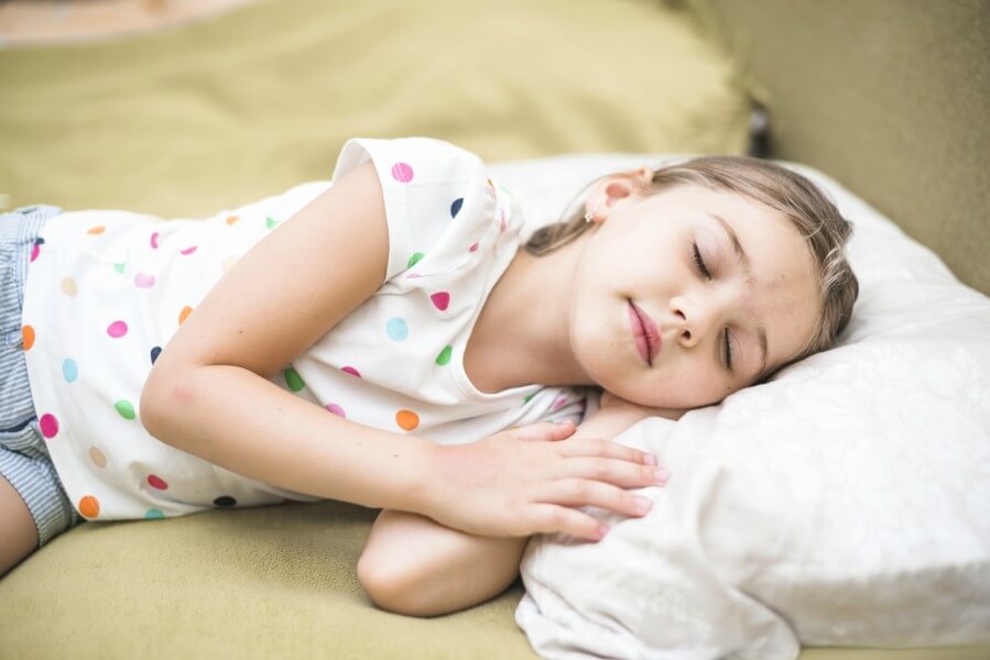 beneficios-de-dormir-la-siesta