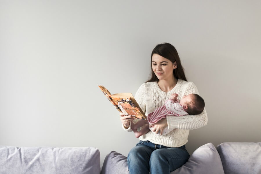 Leerle poesía a tu bebé ayuda a su desarrollo emocional y cognitivo