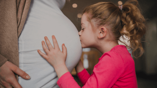 Un segundo bebé: ¿parto natural o cesárea?