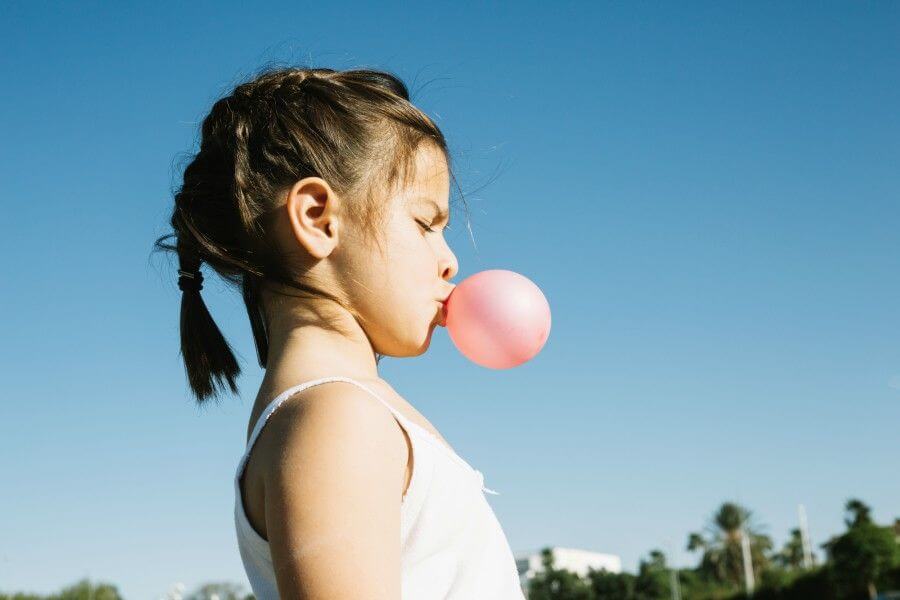 ¿A-qué-edad-pueden-comer-chicle-los-niños