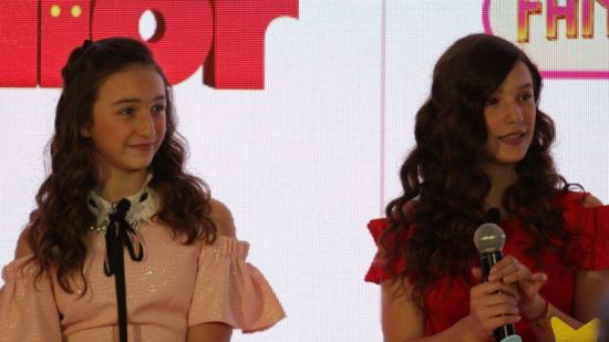 Mía y Nina Rubín Legarreta hacen doblaje de Fancy Nancy Clancy