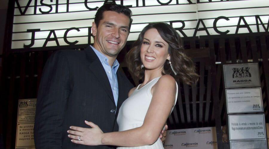 jacky-bracamontes-revela-sexo-gemelos-ok
