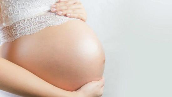 Inducir el parto después de la semana 41 puede salvar la vida del bebé