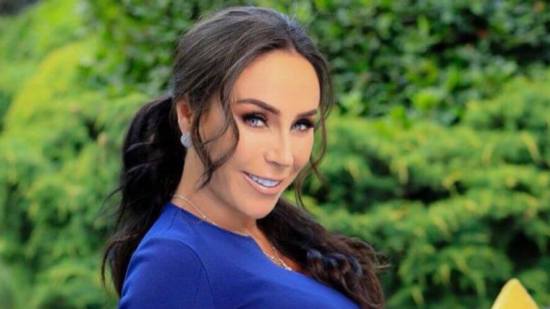 Inés Gómez Mont comparte primera foto de María ¡con los ojos abiertos!