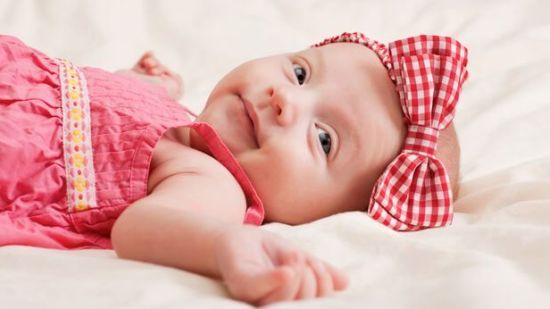 ¿Por qué sonríen los bebés?