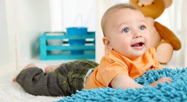 Los logros del bebé de 3 meses