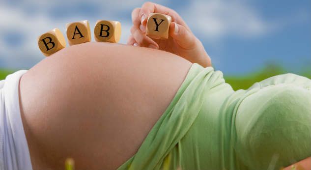 El desarrollo emocional del bebé en el útero