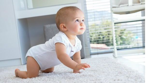 Beneficios del gateo en los bebés