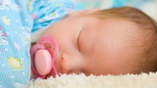 8 tips para que tu bebé duerma toda la noche