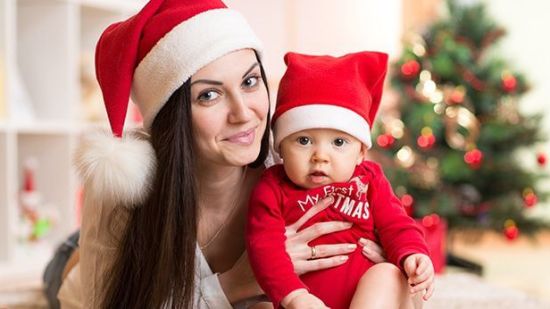 5 tips para organizar la Navidad con un recién nacido