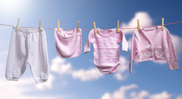 ¿Cómo elegir la ropa del bebé?
