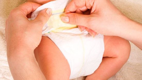 ¿Por qué se estriñe un bebé en su segundo mes?