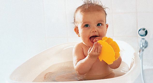 Errores de primeriza: Bañar al bebé diario