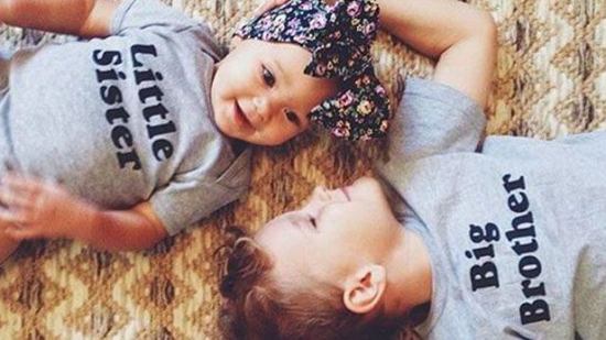 6 razones por las que los hermanos menores admiran a sus hermanos mayores