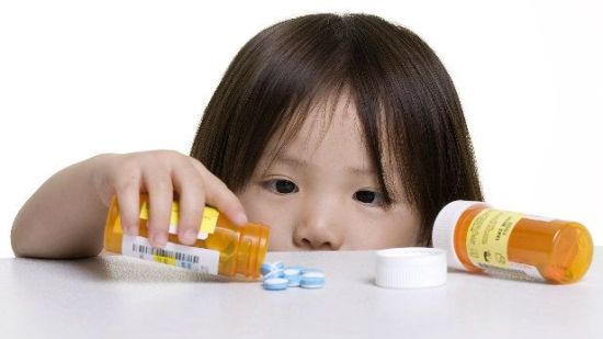 ¿Qué hacer si tu hijo toma un medicamento por error?