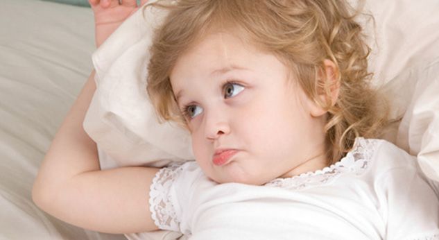 ¿Qué causa insomnio en los niños?