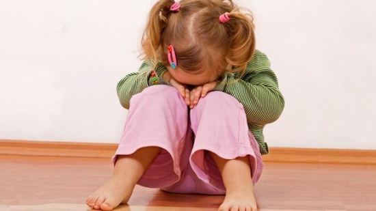 ¿Qué buscan los niños al hacer berrinches?