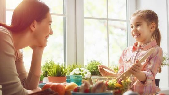 6 nutrientes esenciales en la dieta de las niñas que las preparará para ser mamás en el futuro