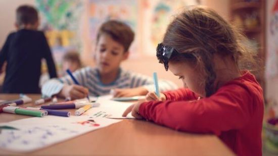 Nunca es tarde para que los niños sigan dibujando