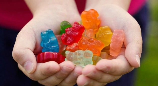 Niña droga a sus compañeros de primaria con gomitas de  marihuana