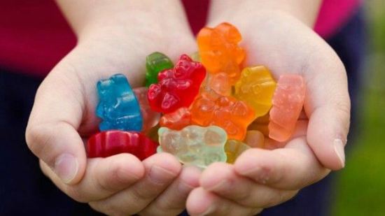 Niña droga a sus compañeros de primaria con gomitas de  marihuana