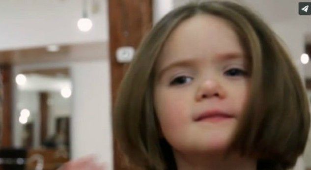 Niña de tres años dona su cabello para niños con cáncer