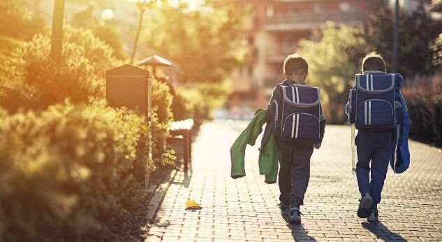 Mochilas seguras: ¿Por qué es importante cuidar lo que nuestros hijos llevan al colegio?
