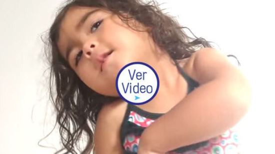 Conoce a la mini Mon Laferte que es es toda una sensación en internet