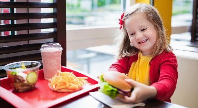 McDonald´s hará menús más saludables para niños