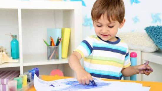 ¡Vamos a pintar con los dedos!