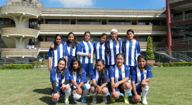 El futbol está cambiando la vida de muchas niñas mazahuas en el Estado de México