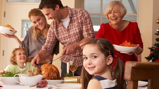 No dejes que las fiestas decembrinas ¡sean pretexto para que tu peque coma mal!