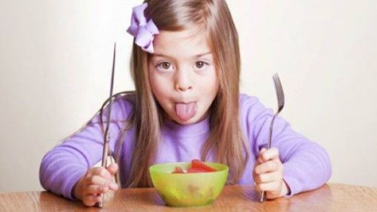 Aprender buenos modales en la mesa