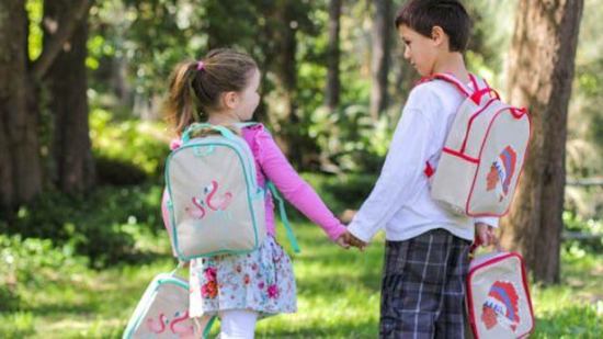 Cuidado con el peso de la mochila de tu peque