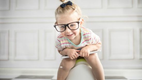 6 consejos para enseñarle a tu bebé a ir al baño