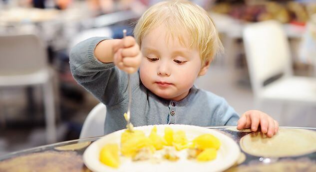 Consejos para elegir un buen menú infantil en restaurantes