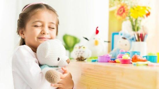 ¿Cómo podemos saber que los juguetes de nuestro hijos son seguros para ellos?