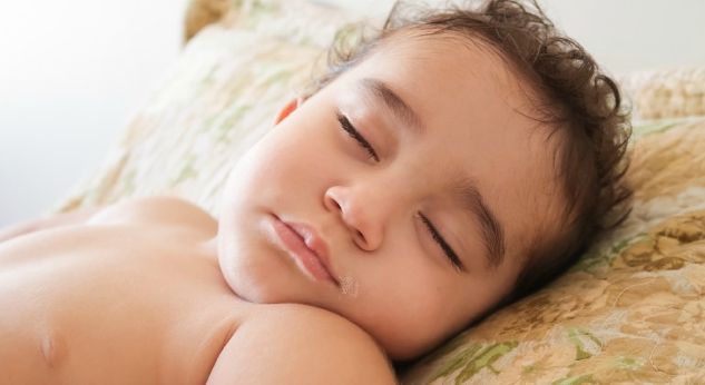 ¿Cómo dormir a tu hijo en un minuto con la técnica  4-7-8?