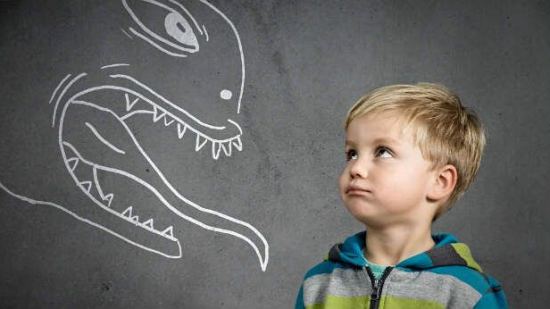 Cómo ayudar a los niños a enfrentar sus miedos