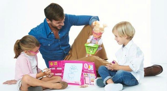 Tienda de juguetes busca con su catálogo de Navidad la equidad de género